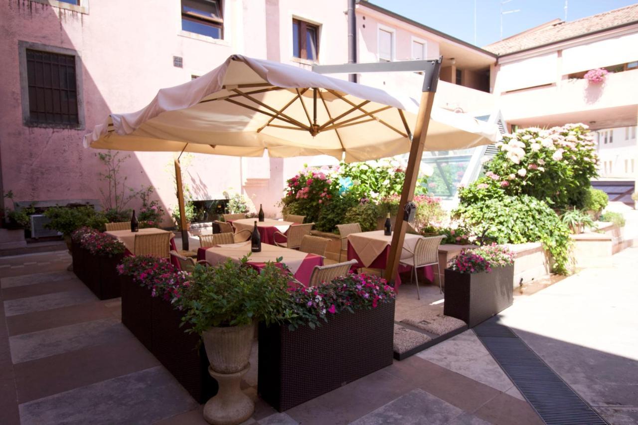 Hotel Conta Taste The Experience П'єве-ді-Соліго Екстер'єр фото