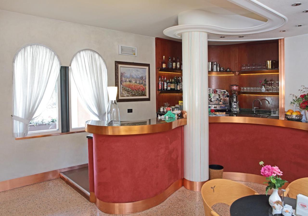 Hotel Conta Taste The Experience П'єве-ді-Соліго Екстер'єр фото