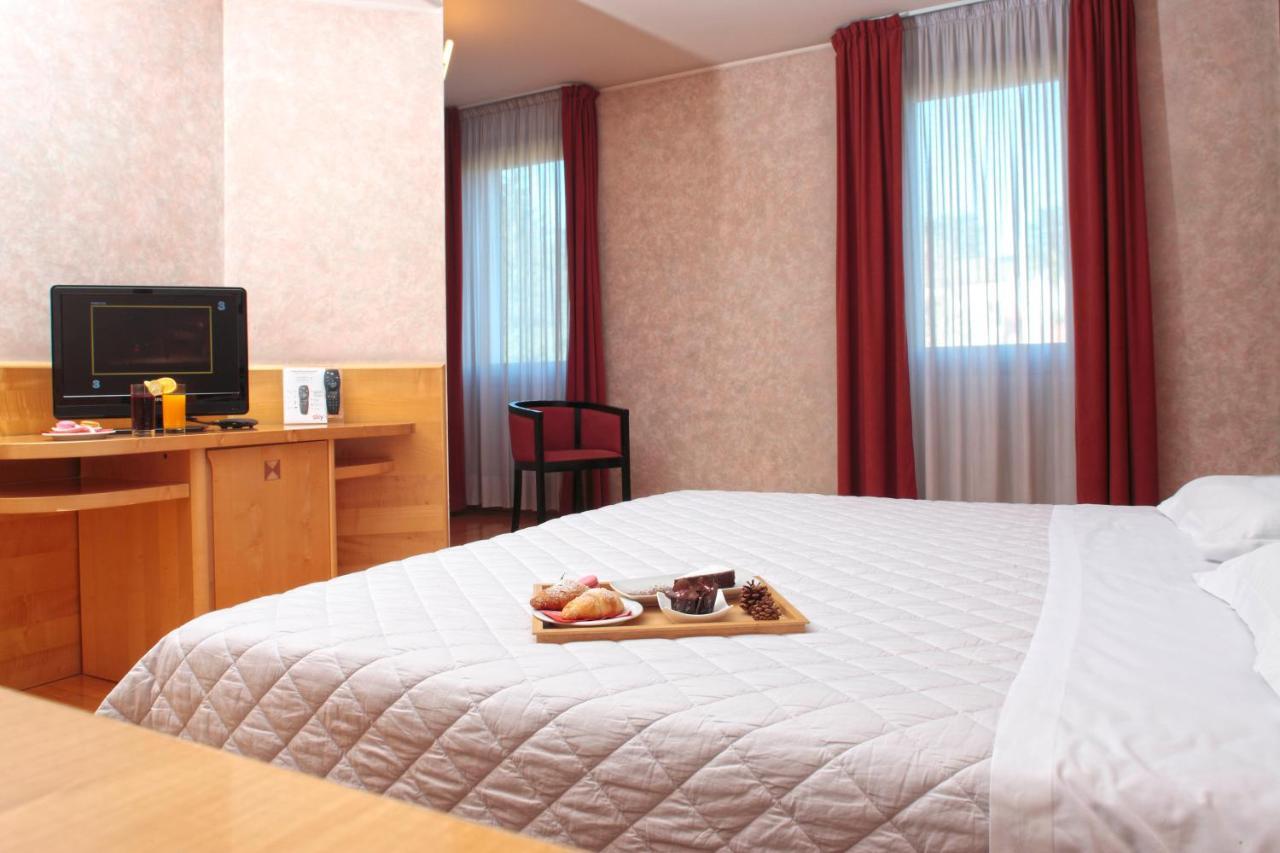 Hotel Conta Taste The Experience П'єве-ді-Соліго Екстер'єр фото