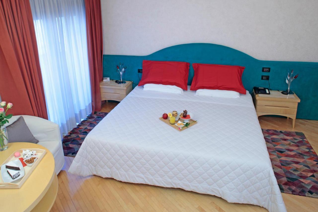 Hotel Conta Taste The Experience П'єве-ді-Соліго Екстер'єр фото