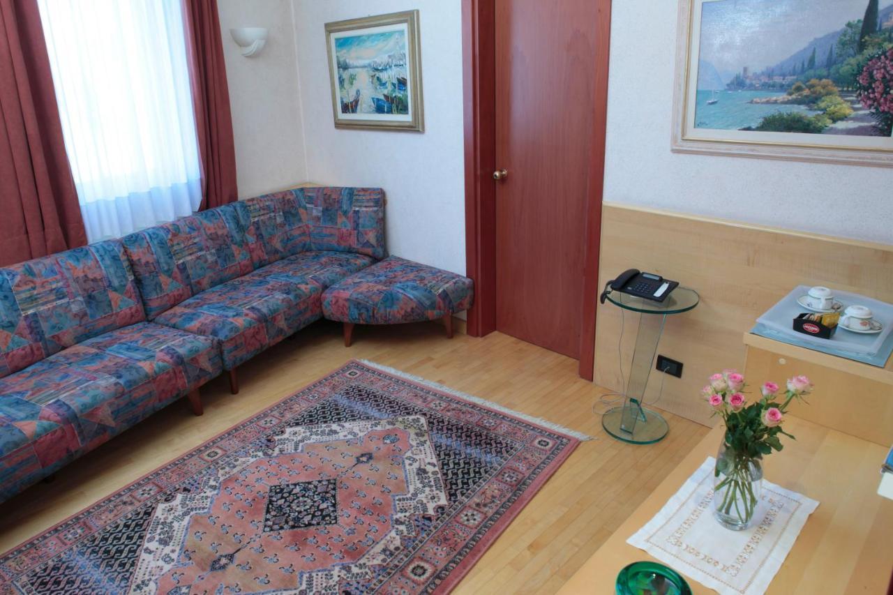 Hotel Conta Taste The Experience П'єве-ді-Соліго Екстер'єр фото