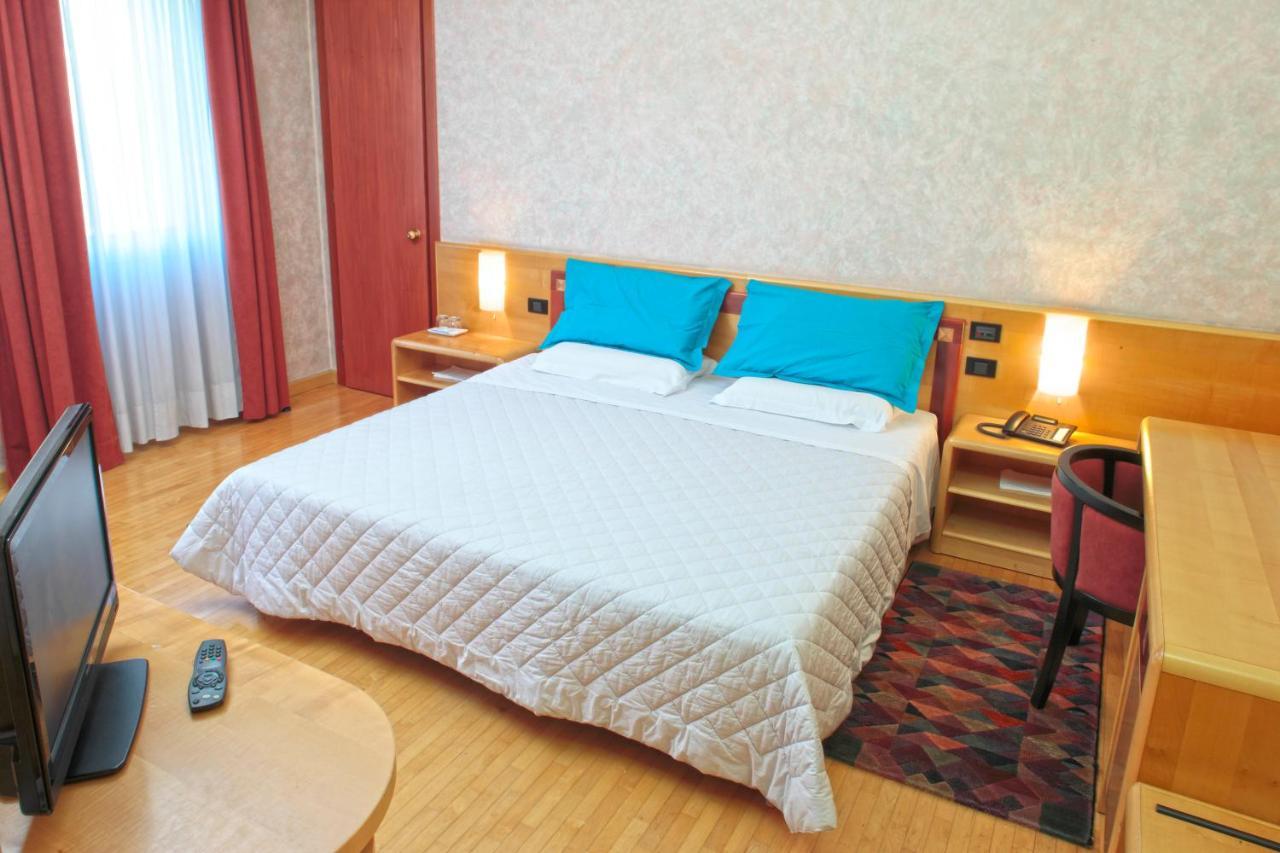 Hotel Conta Taste The Experience П'єве-ді-Соліго Екстер'єр фото